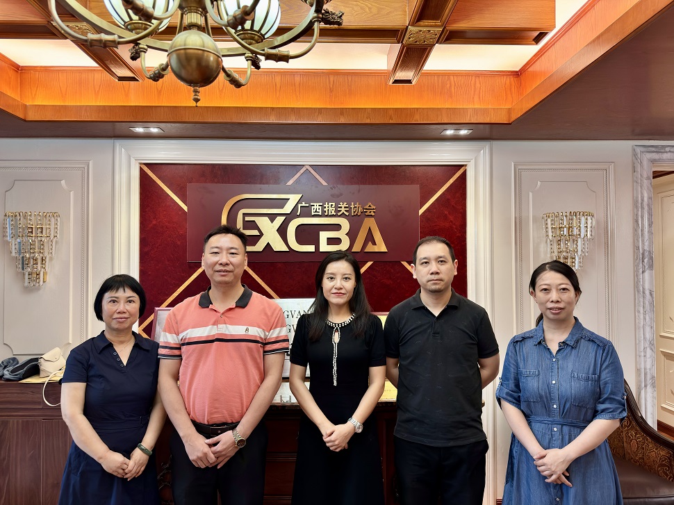 合照-网站.jpg